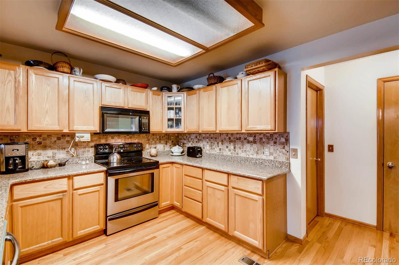 2218 Hyacinth Road Highlands Ranch, CO 80129 - Photo 11 of 28 Gallery Image 11