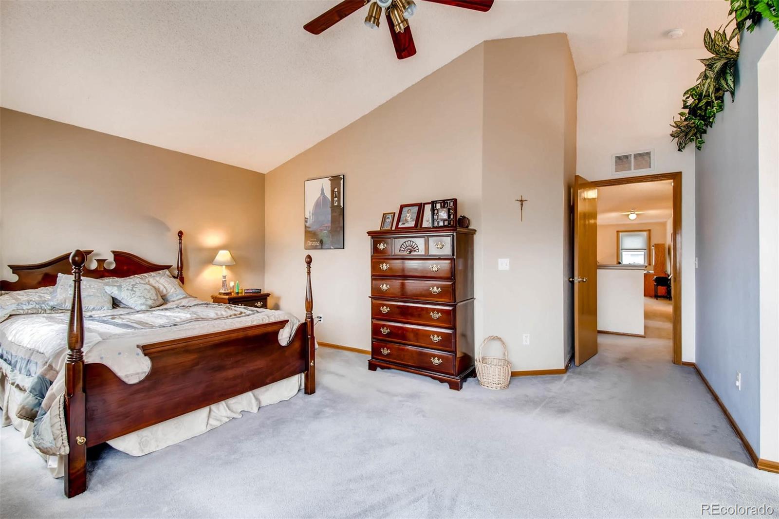 2218 Hyacinth Road Highlands Ranch, CO 80129 - Photo 18 of 28 Gallery Image 18