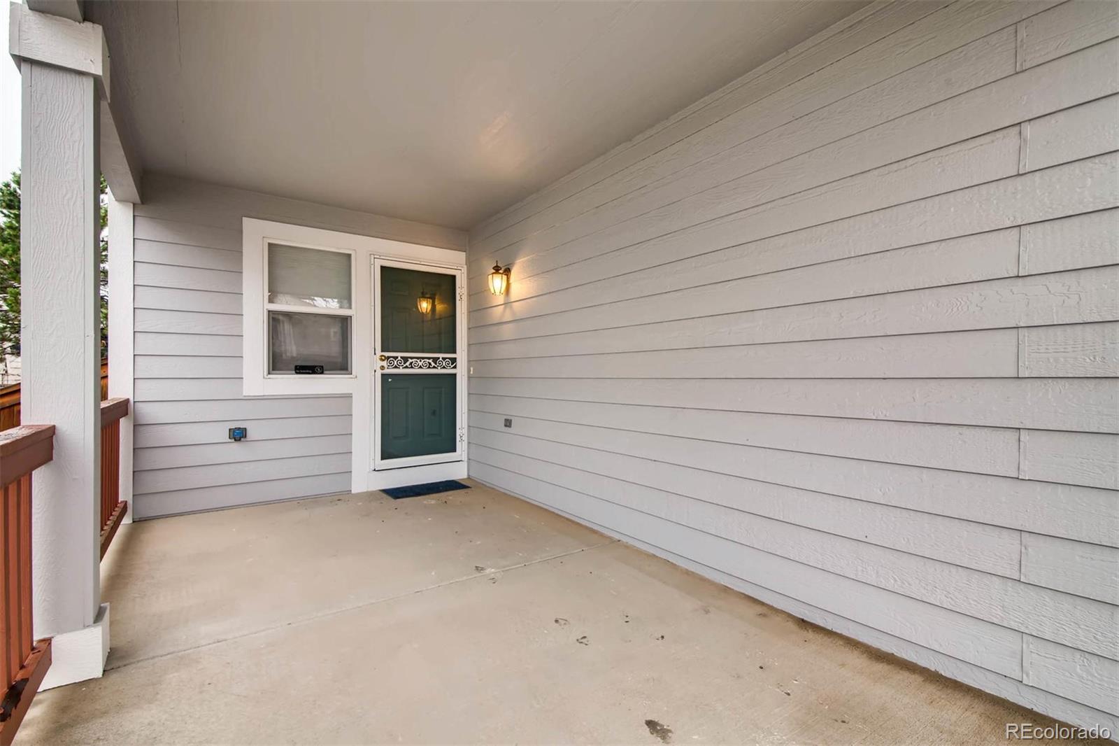 2218 Hyacinth Road Highlands Ranch, CO 80129 - Photo 3 of 28 Gallery Image 3