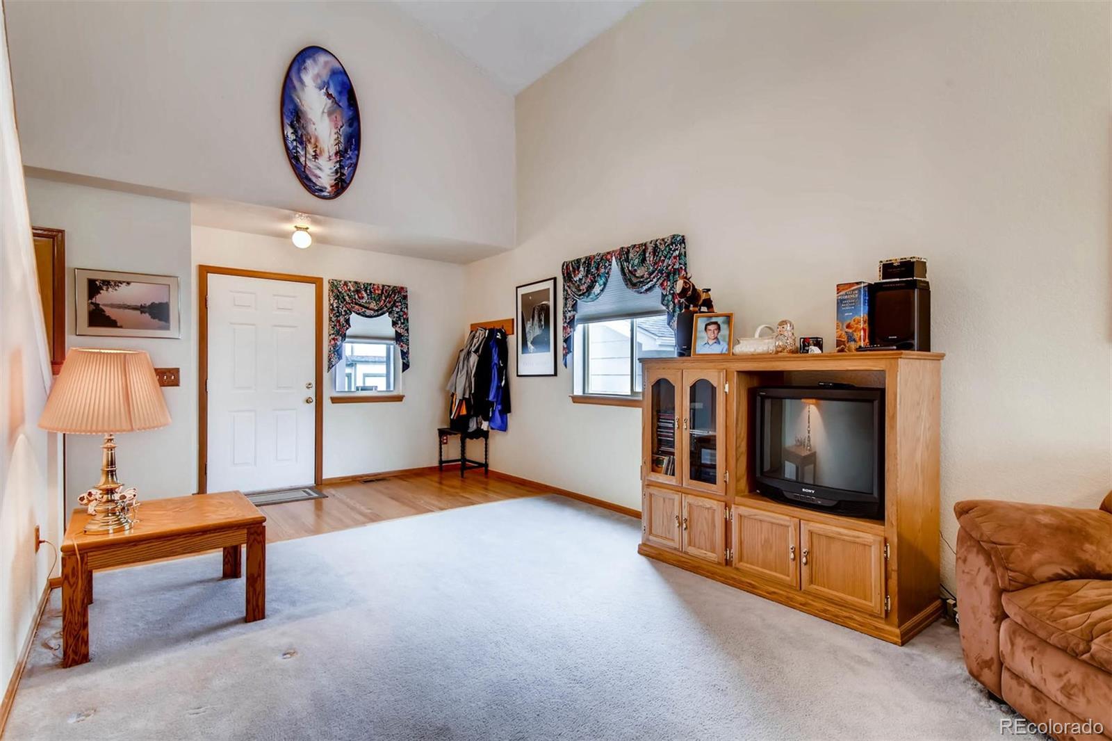 2218 Hyacinth Road Highlands Ranch, CO 80129 - Photo 6 of 28 Gallery Image 6