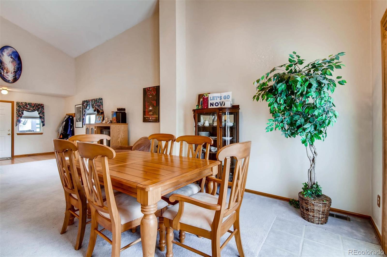 2218 Hyacinth Road Highlands Ranch, CO 80129 - Photo 7 of 28 Gallery Image 7