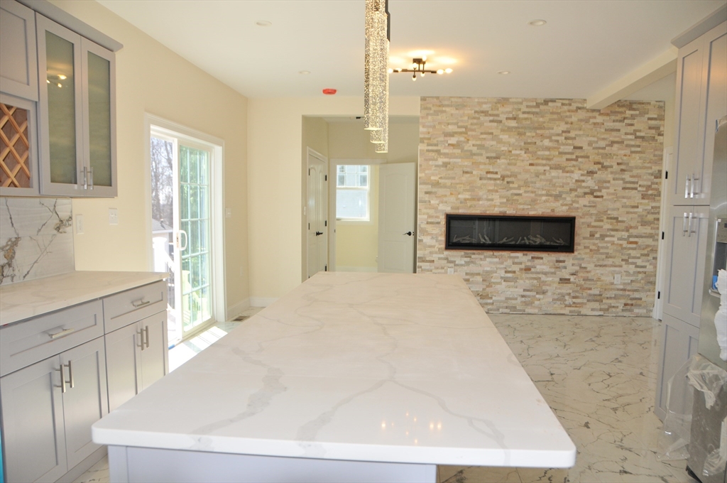 465 Massasoit Road Worcester, MA 01604 - Photo 14 of 36 Gallery Image 14