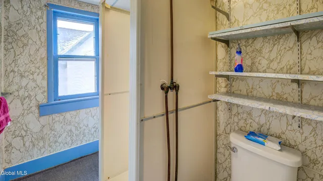 $68,500 | 16 East 11th Avenue, Gloversville, NY 12078