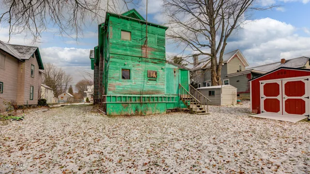 $68,500 | 16 East 11th Avenue, Gloversville, NY 12078