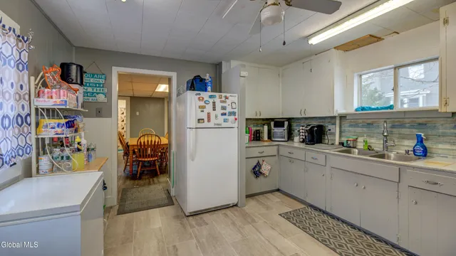 $68,500 | 16 East 11th Avenue, Gloversville, NY 12078