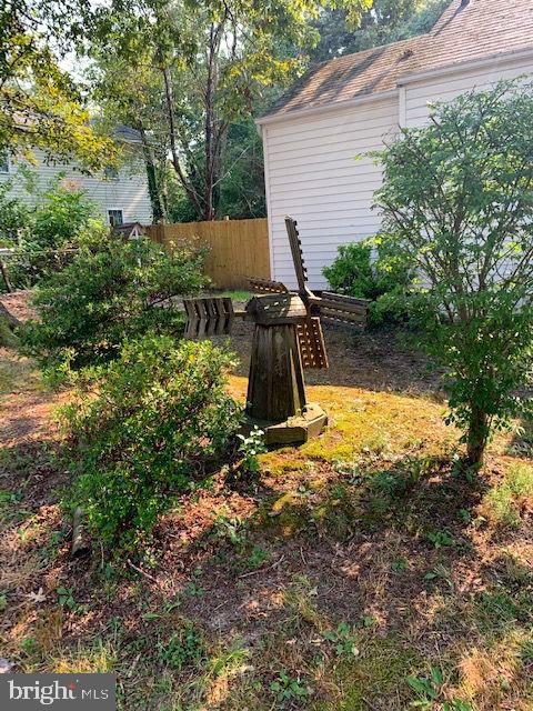 8705 Timothy Road Brandywine, MD 20613 - Photo 10 of 10 Side yard view