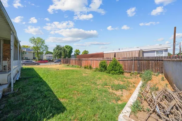 $200,000 | 1659 Ruby Drive, Perris, CA 92571