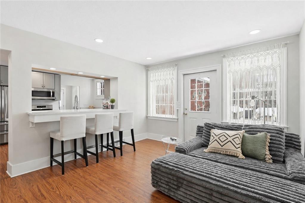 230 Crowe Avenue Mars, PA 16046 - Photo 8 of 33