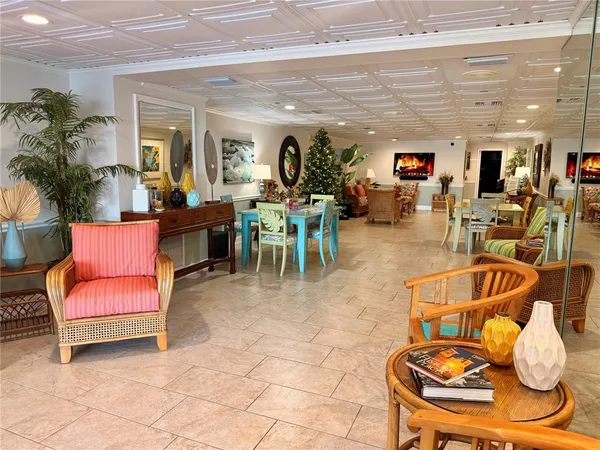 $574,900 | 100 Bluff View Drive, Unit 105C, Belleair Bluffs, FL 33770