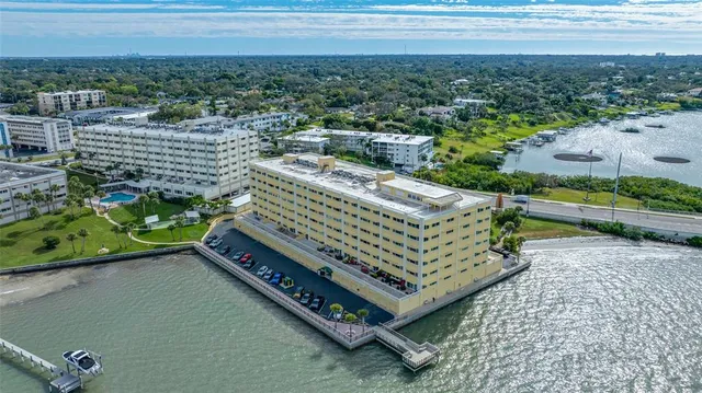 $575,000 | 100 Bluff View Drive, Unit 105C, Belleair Bluffs, FL 33770