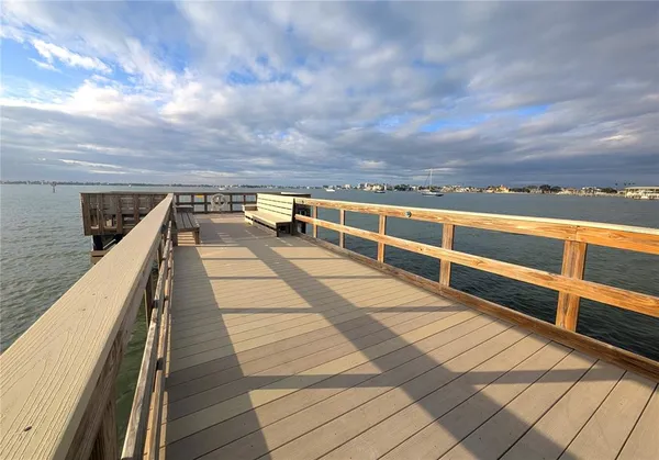 $574,900 | 100 Bluff View Drive, Unit 105C, Belleair Bluffs, FL 33770