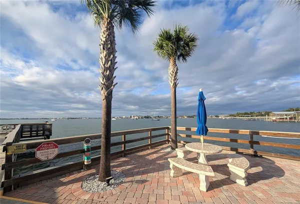 $574,900 | 100 Bluff View Drive, Unit 105C, Belleair Bluffs, FL 33770