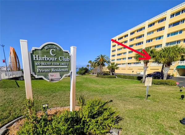 $574,900 | 100 Bluff View Drive, Unit 105C, Belleair Bluffs, FL 33770