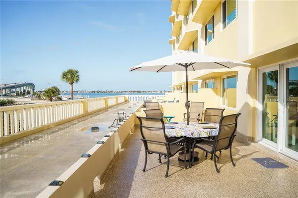 $574,900 | 100 Bluff View Drive, Unit 105C, Belleair Bluffs, FL 33770