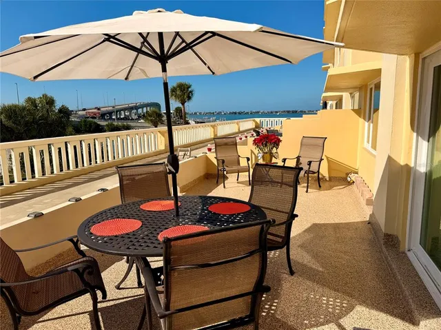 $575,000 | 100 Bluff View Drive, Unit 105C, Belleair Bluffs, FL 33770