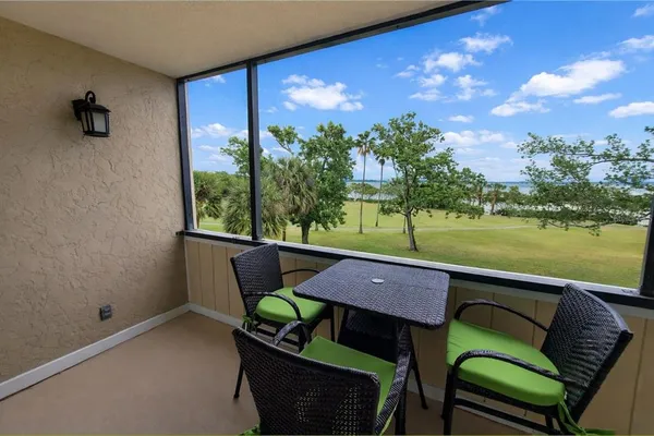 $2,150 | 2617 Cove Cay Drive, Unit 301, Clearwater, FL 33760
