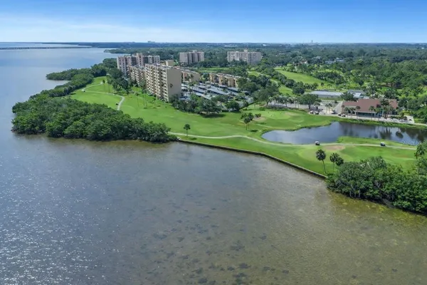 $2,150 | 2617 Cove Cay Drive, Unit 301, Clearwater, FL 33760