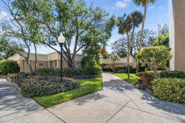 $2,150 | 2617 Cove Cay Drive, Unit 301, Clearwater, FL 33760