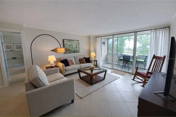 $2,150 | 2617 Cove Cay Drive, Unit 301, Clearwater, FL 33760