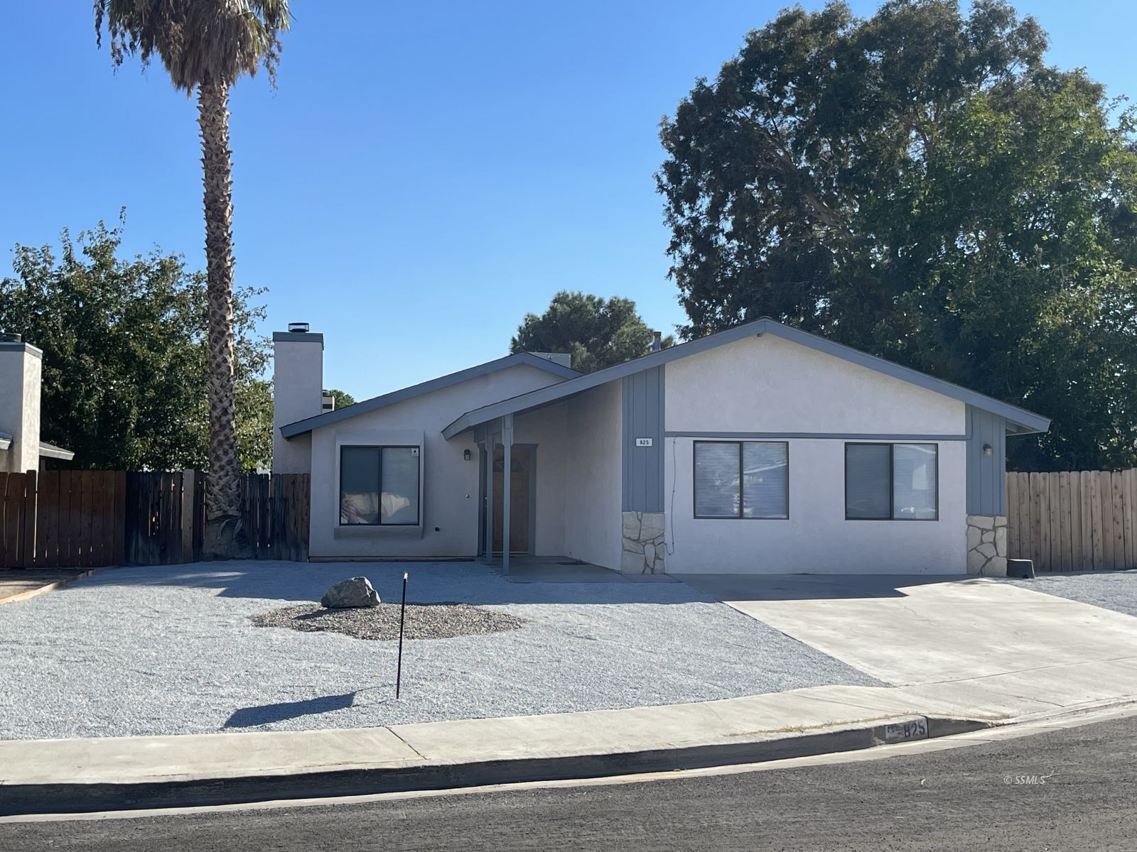 825 Charles Court Ridgecrest, CA 93555 - Photo 32 of 33