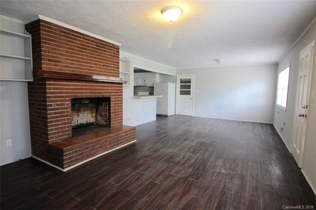 4912 Cheviot Road Charlotte, NC 28269 - Photo 3 of 12 Gallery Image 3