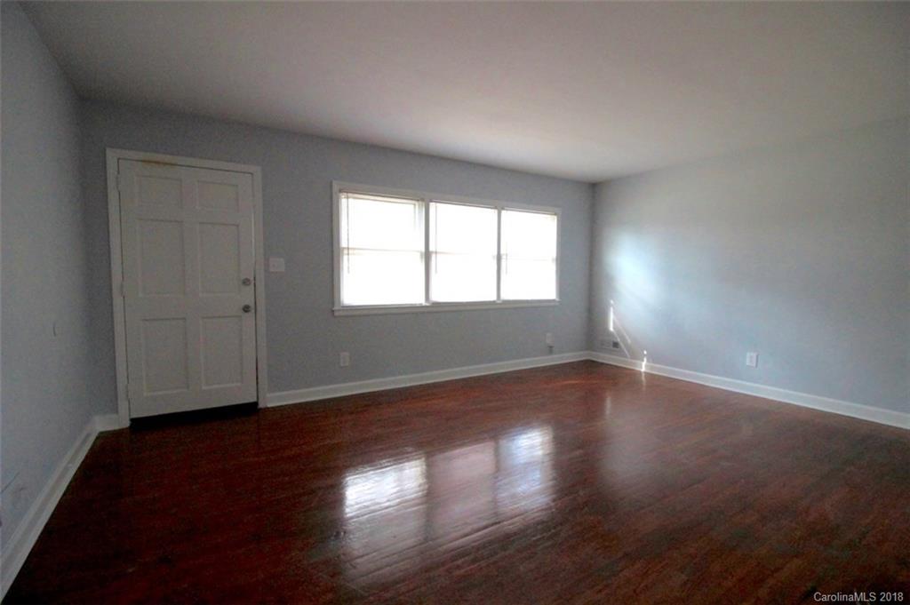 4912 Cheviot Road Charlotte, NC 28269 - Photo 6 of 12 Gallery Image 6