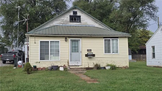 $75,000 | 106 South Orange Street, Cameron, MO 64429