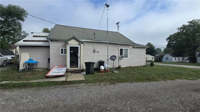$75,000 | 106 South Orange Street, Cameron, MO 64429