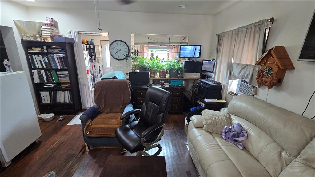 106 South Orange Street Cameron, MO 64429 - Photo 6 of 10