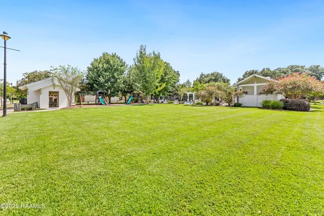 $375,000 | 100 Hearth Street, Lafayette, LA 70508