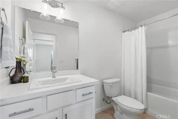 $524,900 | 3317 North Clay Street, Visalia, CA 93291