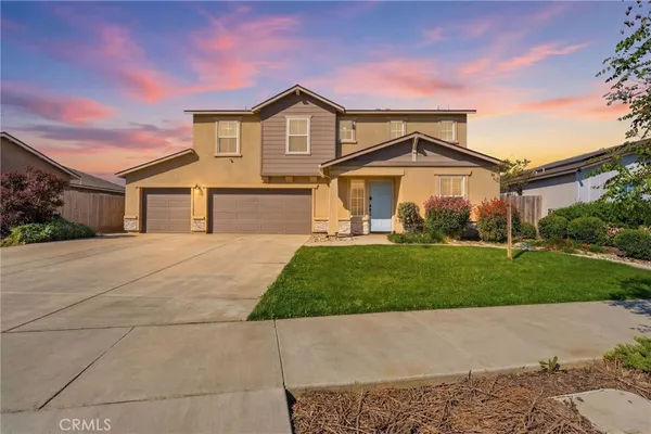 $524,900 | 3317 North Clay Street, Visalia, CA 93291