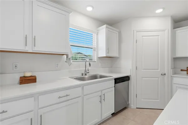 $524,900 | 3317 North Clay Street, Visalia, CA 93291