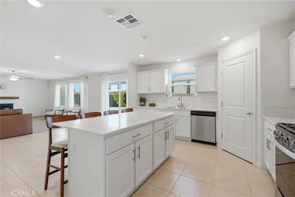 $524,900 | 3317 North Clay Street, Visalia, CA 93291