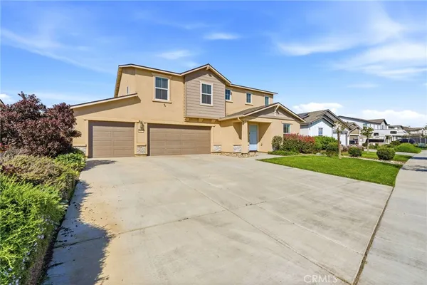 $524,900 | 3317 North Clay Street, Visalia, CA 93291