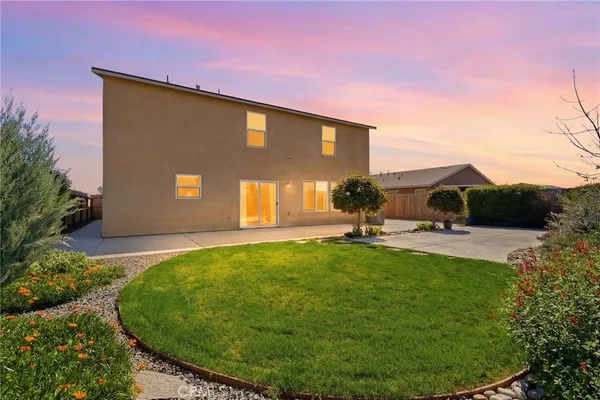 $524,900 | 3317 North Clay Street, Visalia, CA 93291