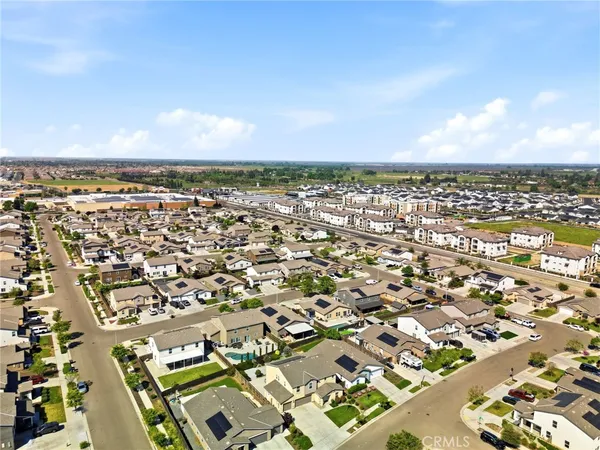 $524,900 | 3317 North Clay Street, Visalia, CA 93291