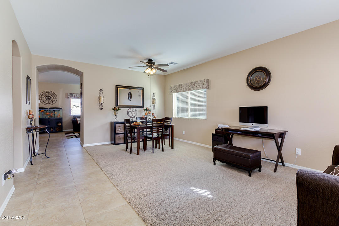 1462 West Crape Road Queen Creek, AZ 85140 - Photo 5 of 84 05-Crape