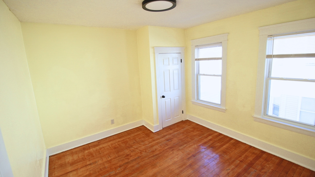 94 Lovell Street, Unit 3 Worcester, MA 01603 - Photo 3 of 12
