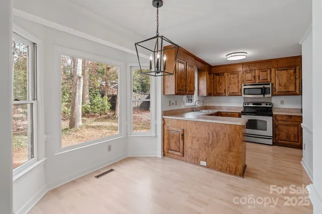 $425,000 | 19606 Grasmere Place, Cornelius, NC 28031