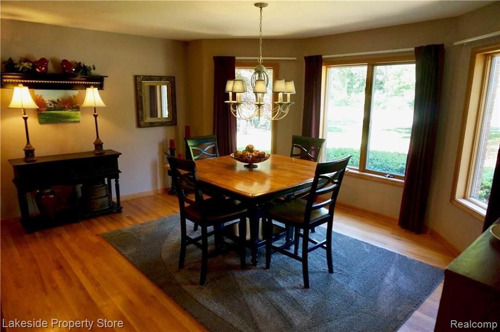 2869 West Avon Road Rochester Hills, MI 48309 - Photo 10 of 47