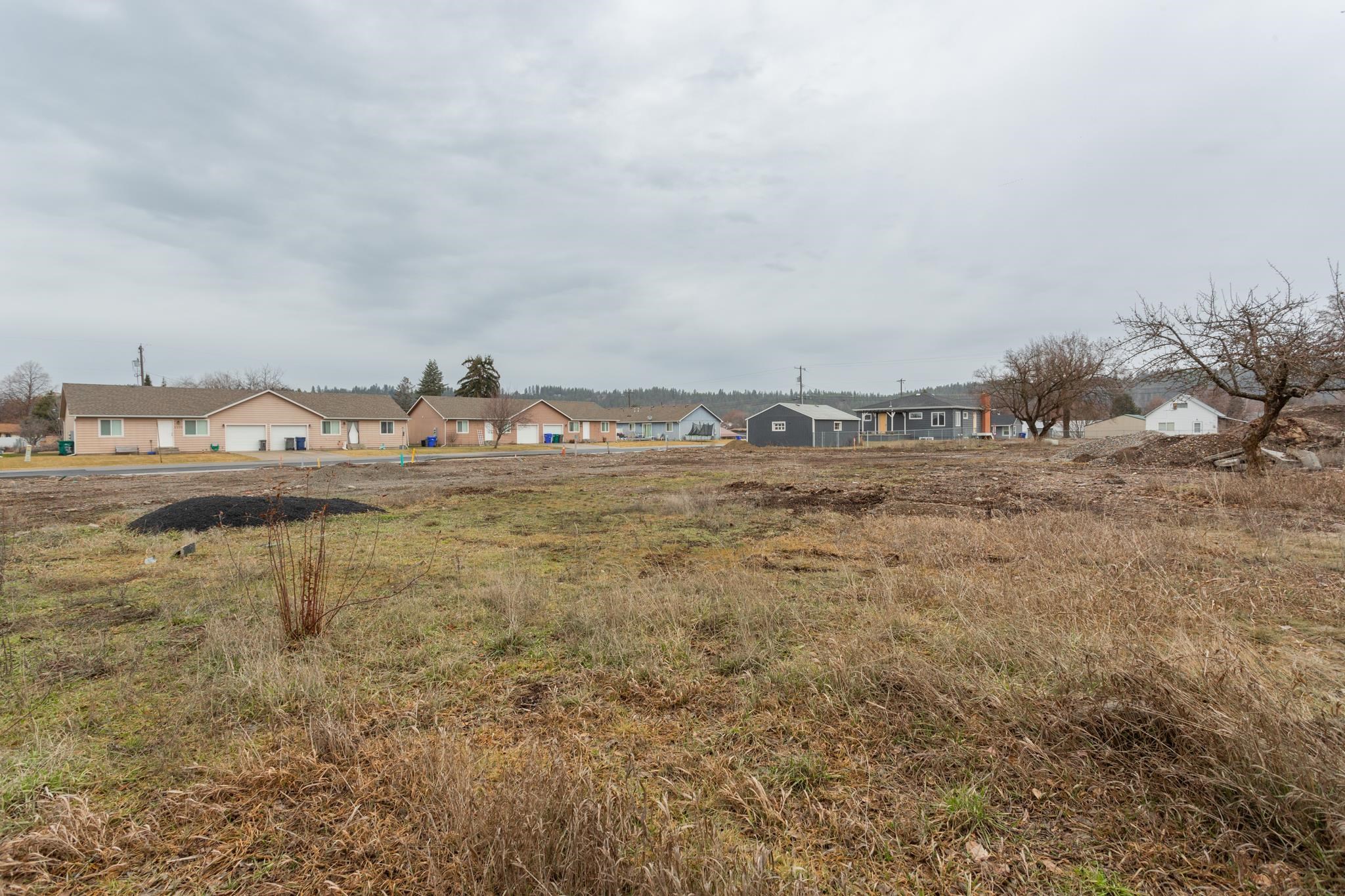 4304 Blake Road Spokane Valley, WA 99216 - Photo 3 of 8