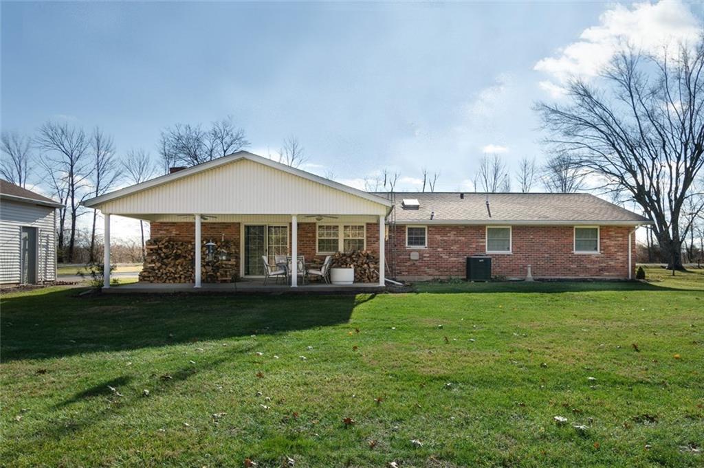 7245 Tipp Elizabeth Road New Carlisle, OH 45344 - Photo 7 of 37