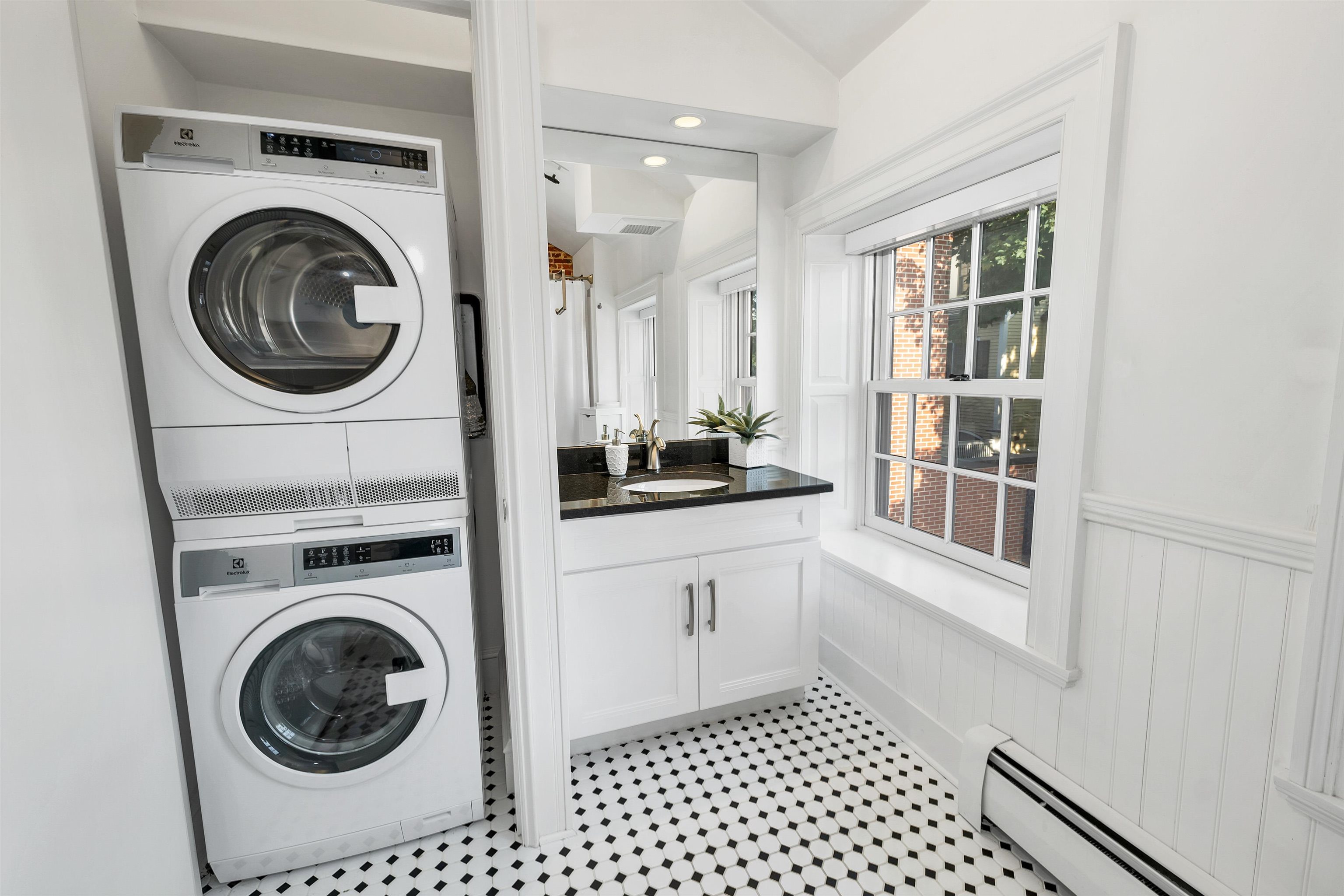 80 State Street, Unit 302 Portsmouth, NH 03801 - Photo 6 of 19