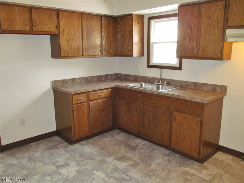 6627 State Road Parma, OH 44134 - Photo 4 of 18