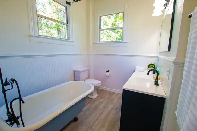 $284,900 | 606 South May Street, Palestine, TX 75801