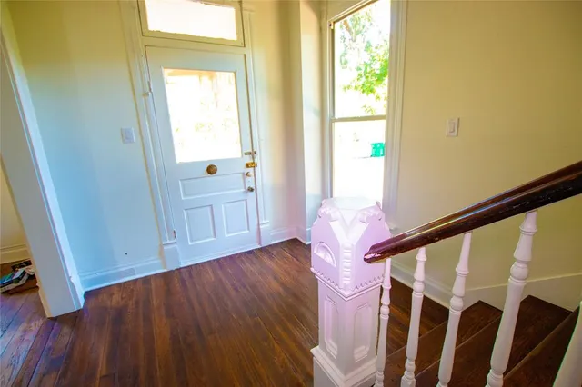 $284,900 | 606 South May Street, Palestine, TX 75801