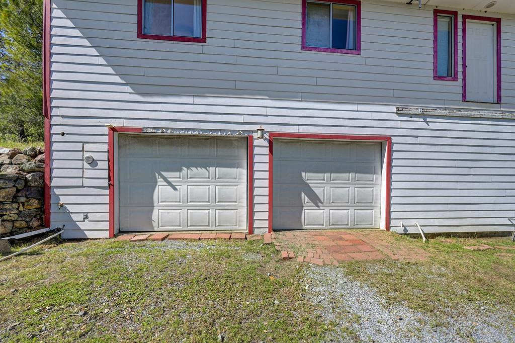 4751 Meadowview Acres Road Cool, CA 95614 - Photo 50 of 51 a front view of a house with a garden