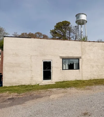 $900 | 2 South Main Street, Stanton, TN 38069
