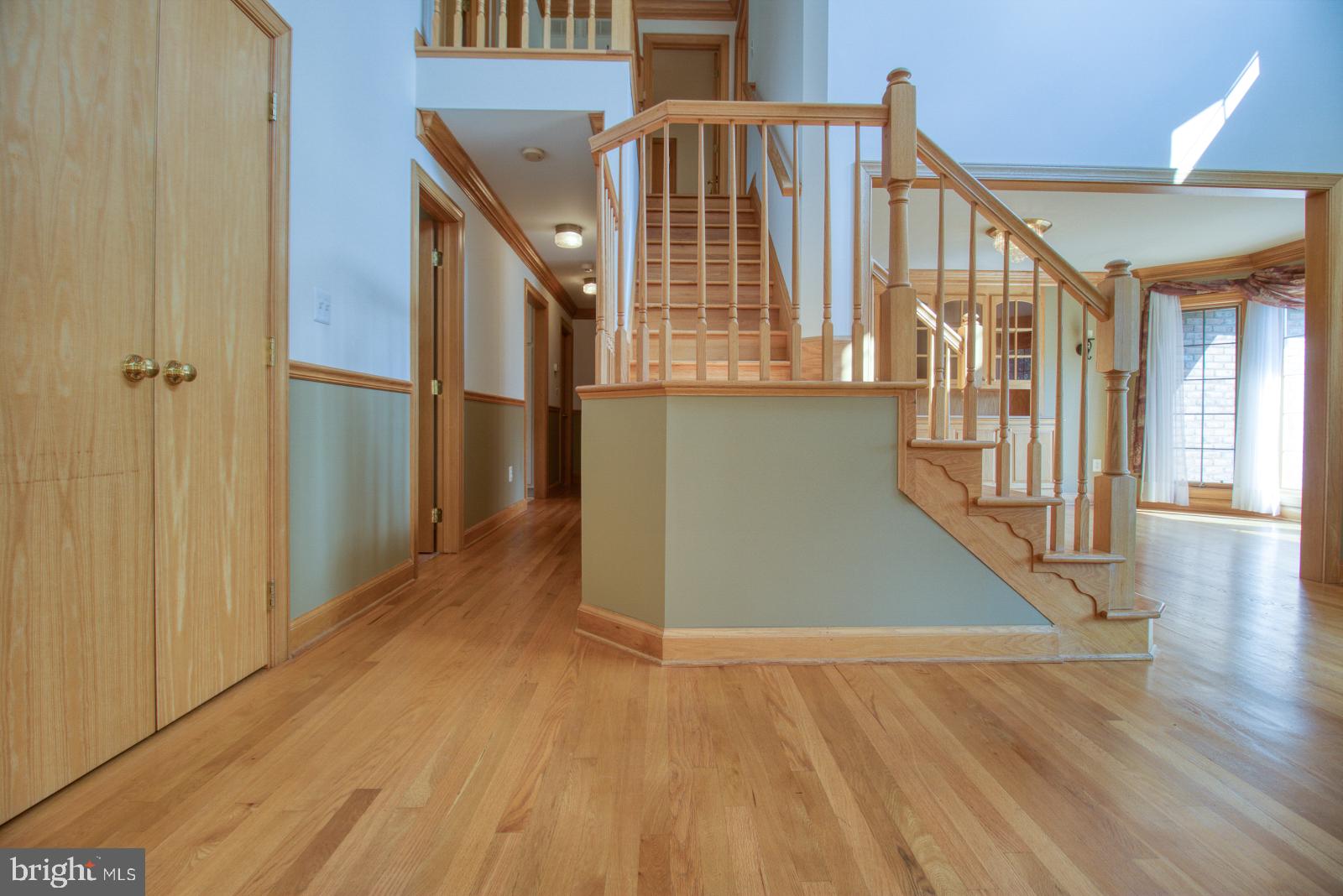 14016 Harrisville Road Mount Airy, MD 21771 - Photo 33 of 69 Front foyer